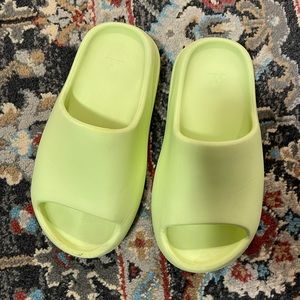 Adidas Yeezy Slide